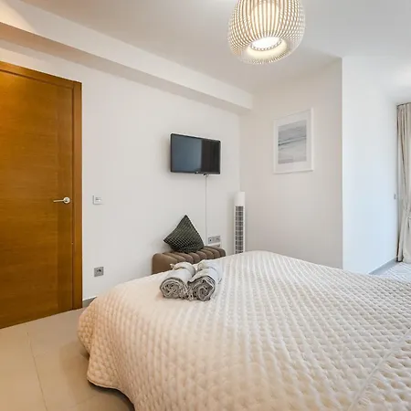 Apartamento Cosy With Private Rooftop