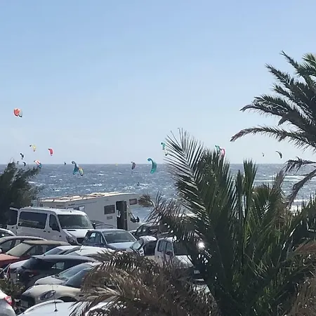 Cosy With Private Rooftop *